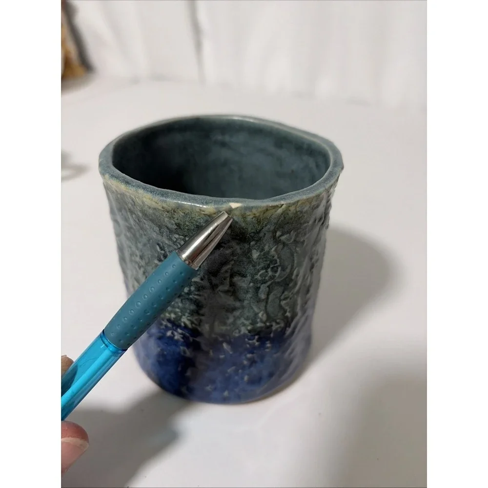 Studio Art Pottery Handmade Ceramic Vase Pencil Holder 4in Blue Sea Life Turtle